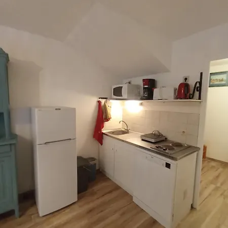 6impdes10 Pour 6 Personnes Idealement Situe Apartmán Collioure