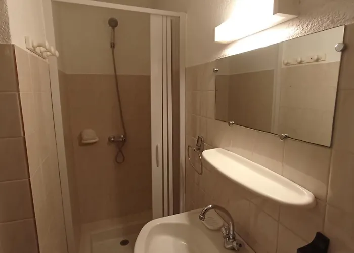 6impdes10 Pour 6 Personnes Idealement Situe Apartman *