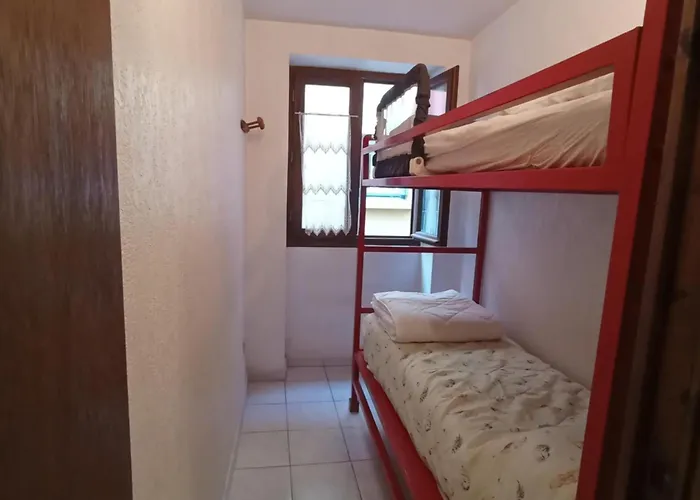 6impdes10 Pour 6 Personnes Idealement Situe Apartman Collioure